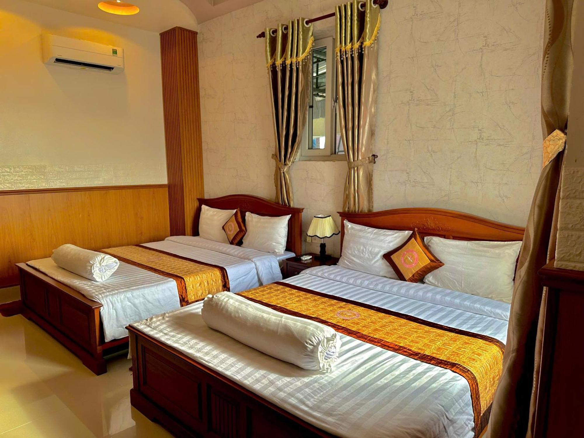 Phuc Hung 2 Hotel Rach Gia Esterno foto