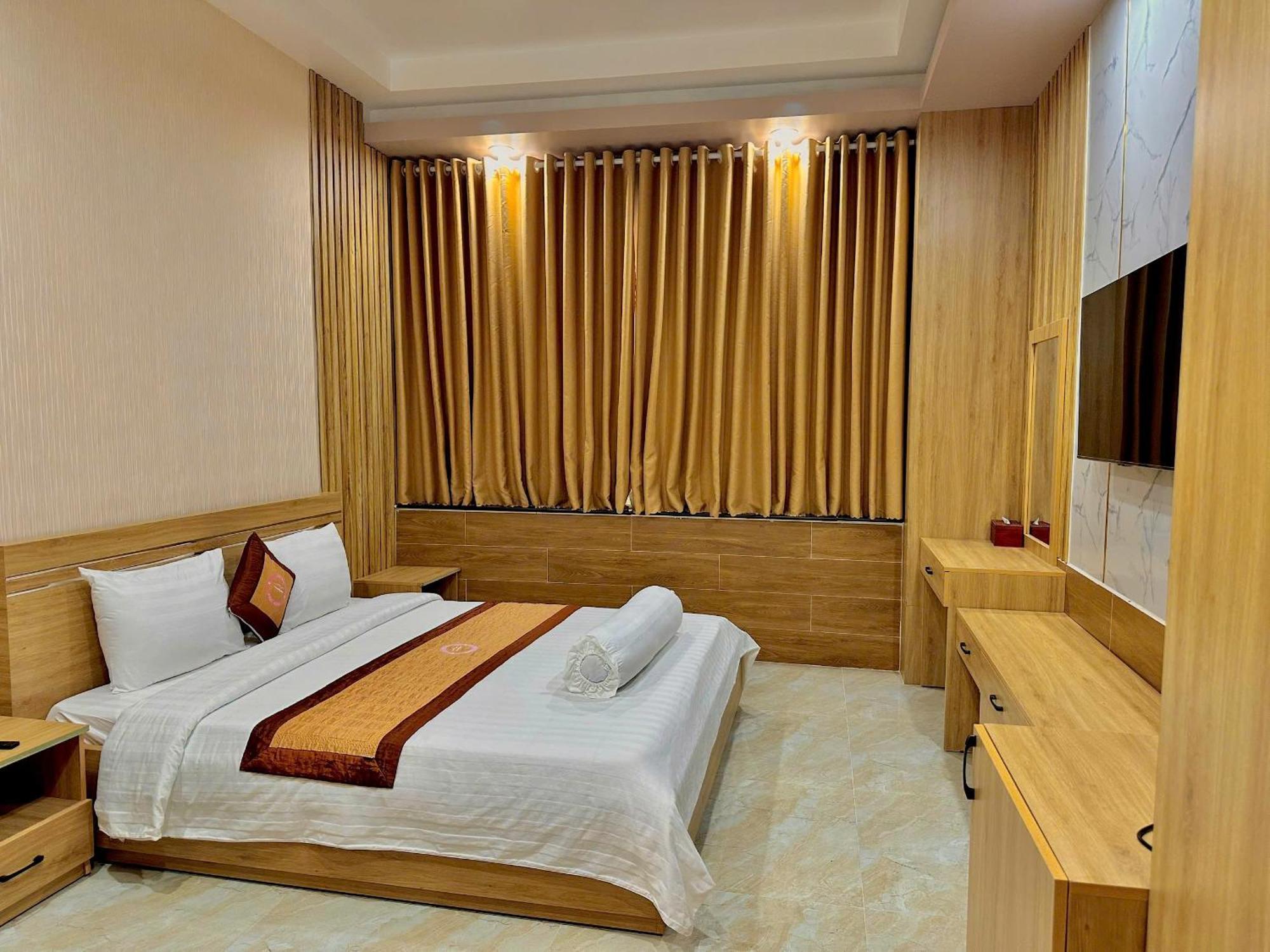 Phuc Hung 2 Hotel Rach Gia Esterno foto