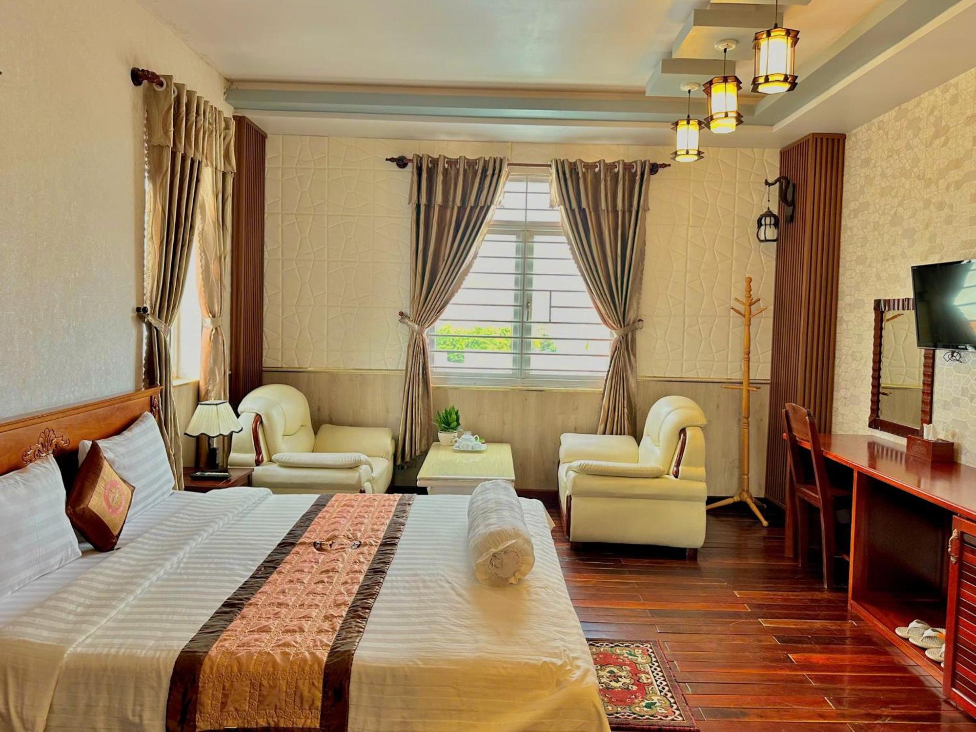 Phuc Hung 2 Hotel Rach Gia Esterno foto