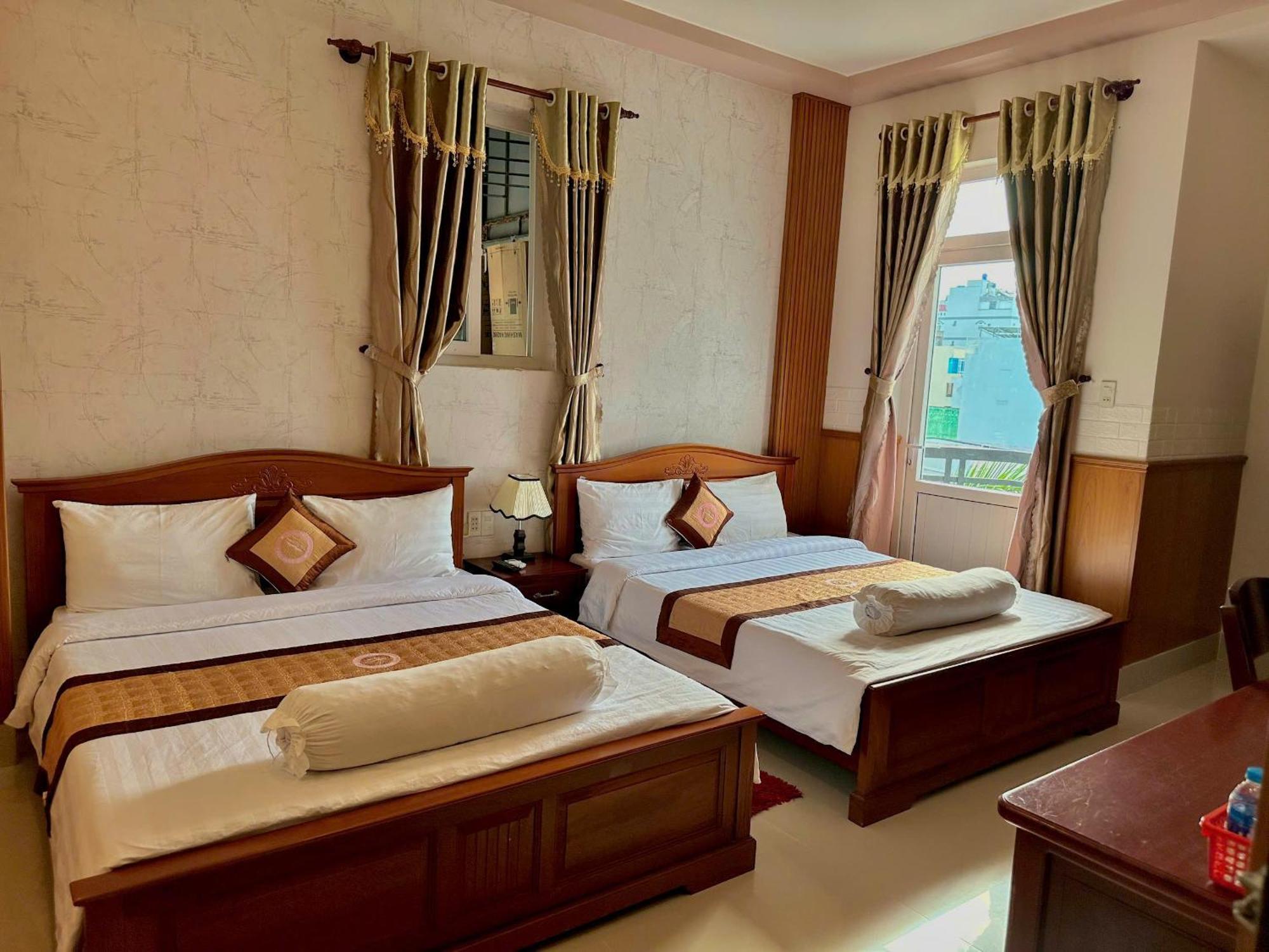 Phuc Hung 2 Hotel Rach Gia Esterno foto