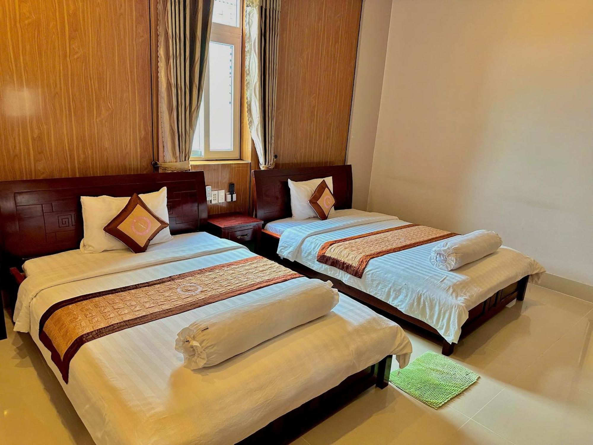 Phuc Hung 2 Hotel Rach Gia Esterno foto